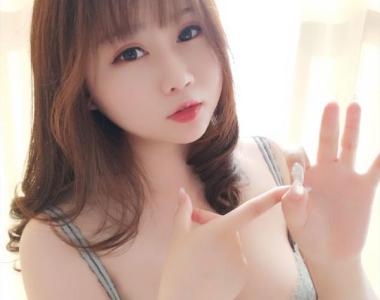 是依酱呀蕾丝束腰壁纸